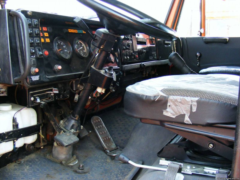 КАМАЗ 43118 102