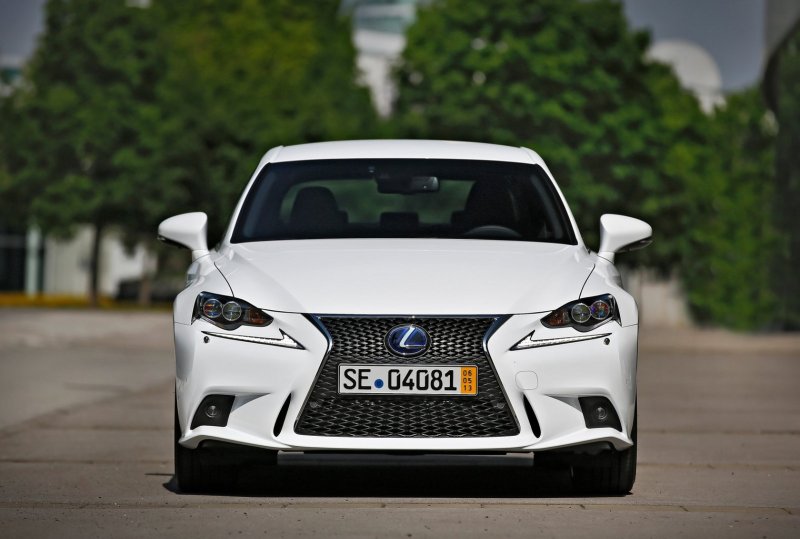 Lexus is 300 2014
