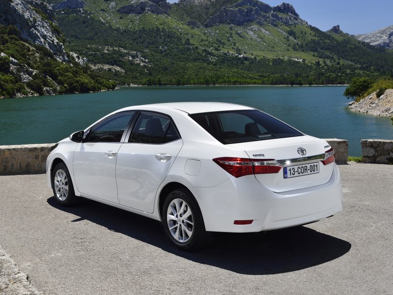 Toyota Corolla 2012 2.0