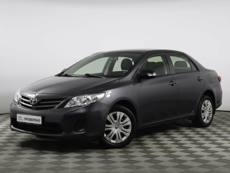 Toyota Corolla 2010 седан