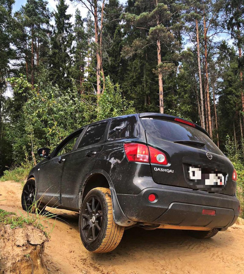Nissan Qashqai 2 белый