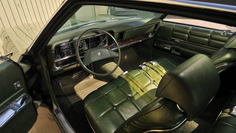 Buick Riviera II, 1969 салон