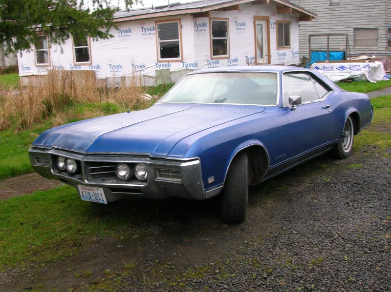 Buick Riviera 69
