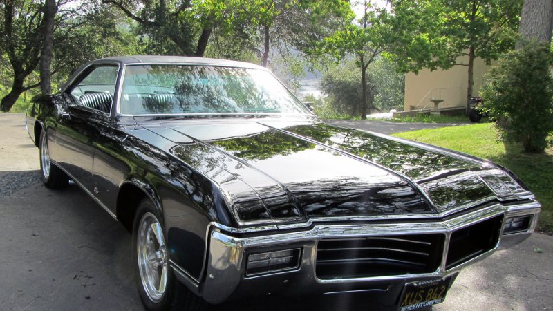 Buick Riviera at, 1969