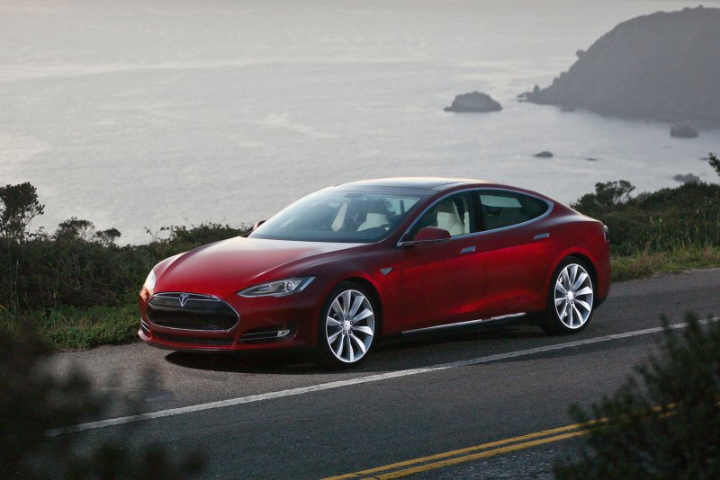 Tesla model s Plaid 2021