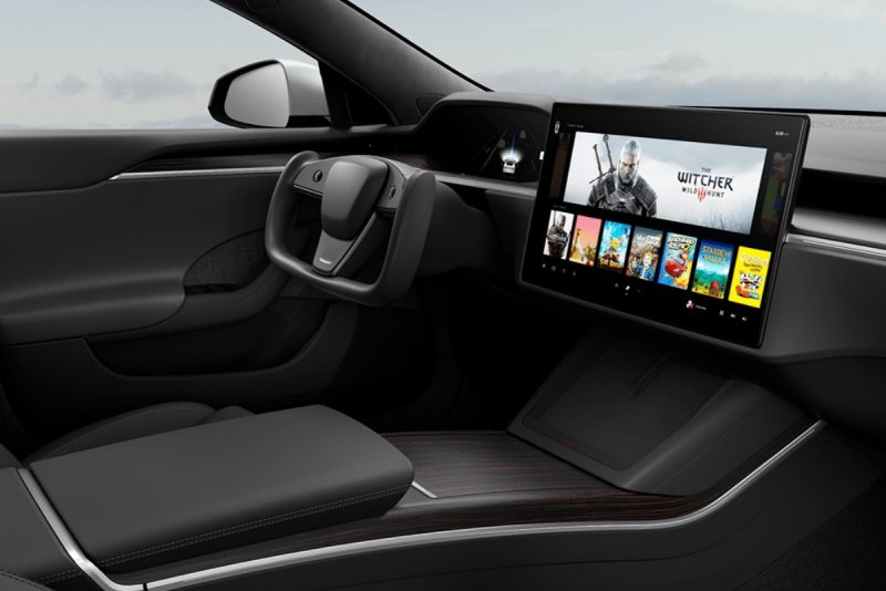 Tesla model s Plaid 2021 салон