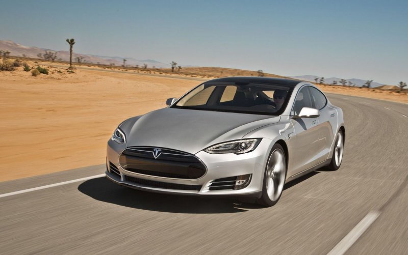 Электромобиль Tesla model s