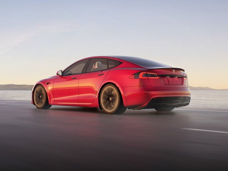 Тесла model s 2021
