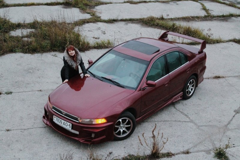 Mitsubishi Galant акула