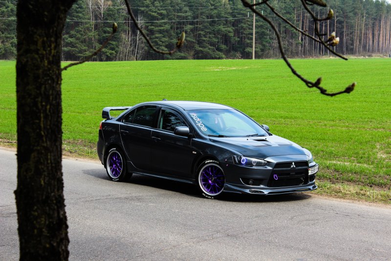 Mitsubishi Lancer x акула