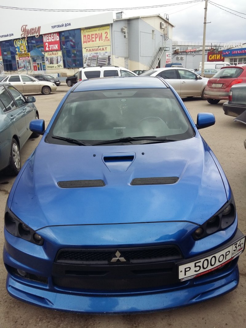 Митсубиси Галант акула
