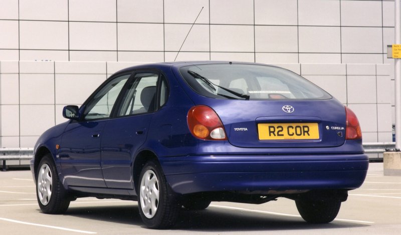 Toyota Corolla e100
