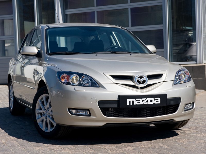 Mazda 3 BK 2.0