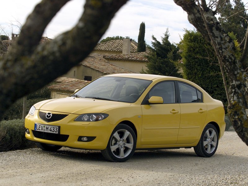 Mazda 3 BK седан