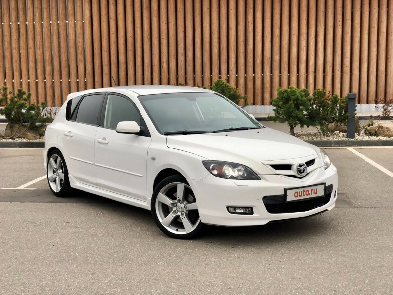 Mazda 3 BK хэтчбек