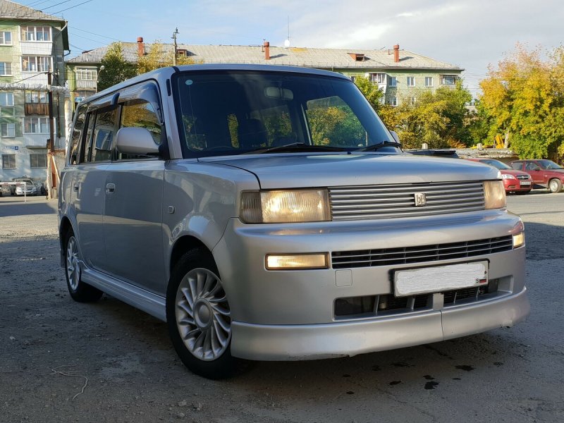 Toyota BB 2001 год