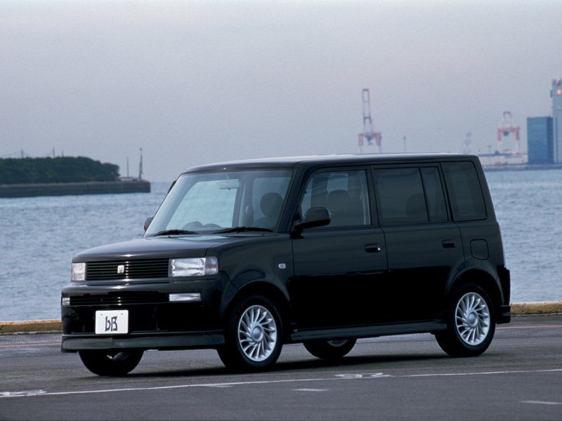 Toyota BB 2000