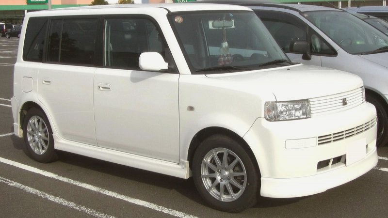 Toyota BB 2005 левый руль