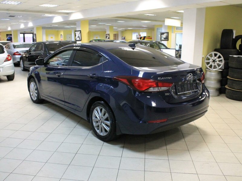 Hyundai Elantra 1.6 МТ, 2011