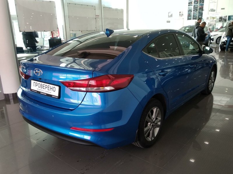Hyundai Elantra 2018