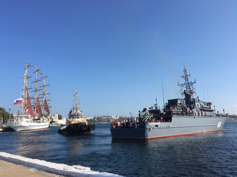 Военный флот в Севастополе
