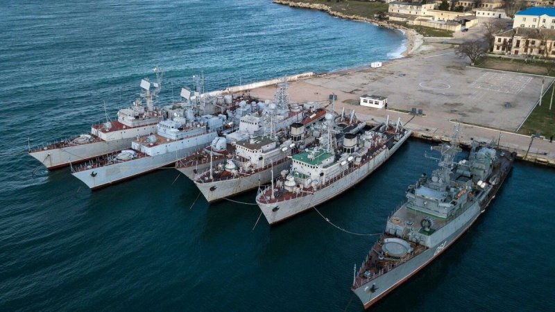 Корабли ВМС России в Крыму