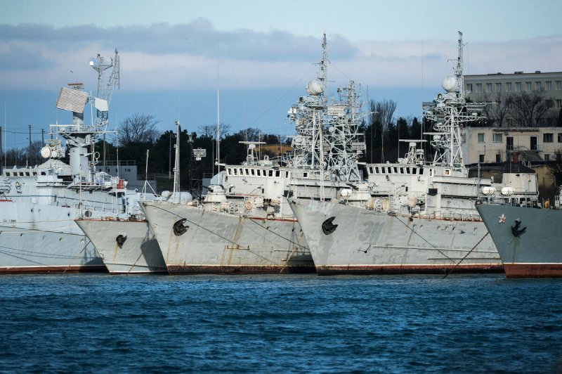 Корабли ВМС Украины в Крыму