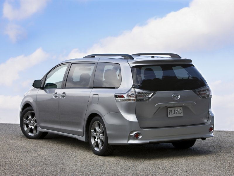 Toyota Sienna 2010