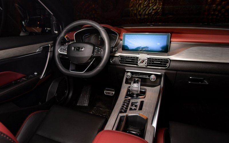 Geely Coolray комплектация комфорт
