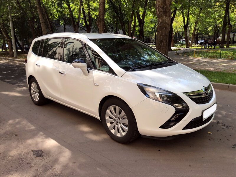 Opel Zafira Tourer 2018