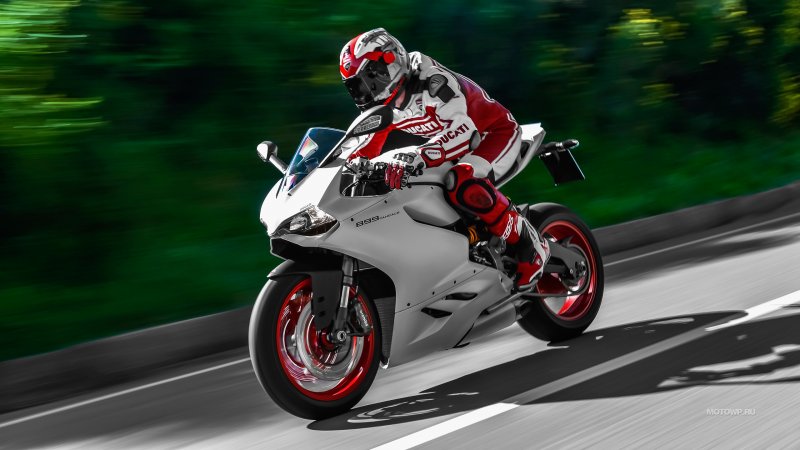Мото Ducati Panigale