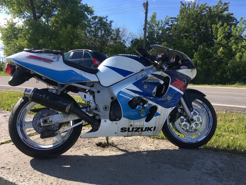 Suzuki GSX-R 600 1998