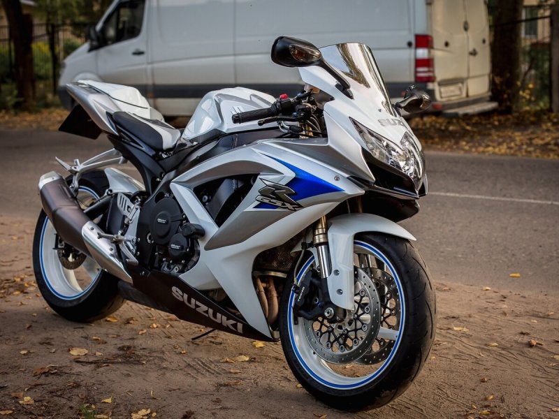 Suzuki GSX-R 600 k8