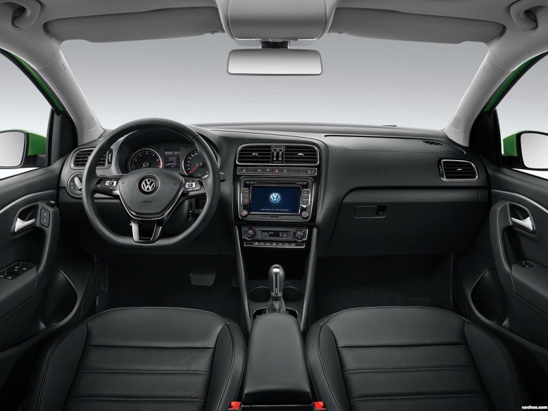 VW Polo 2014 салон