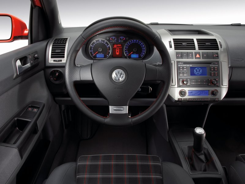 VW Polo 2005 салон