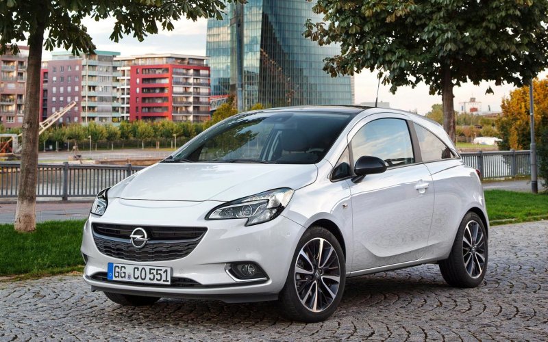 Opel Corsa 2015 белая