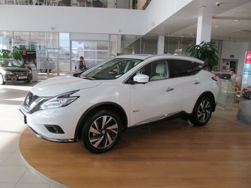 Nissan Murano 2018 белый