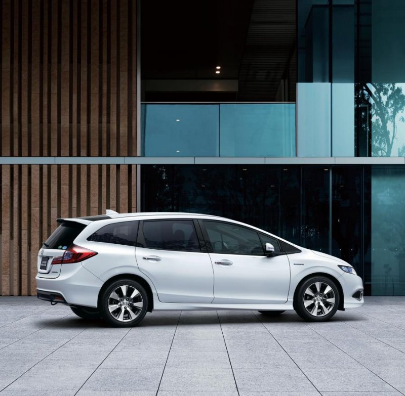 Honda Jade Hybrid