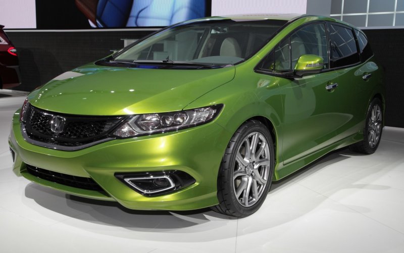 Honda Jade, 2017 гибрид