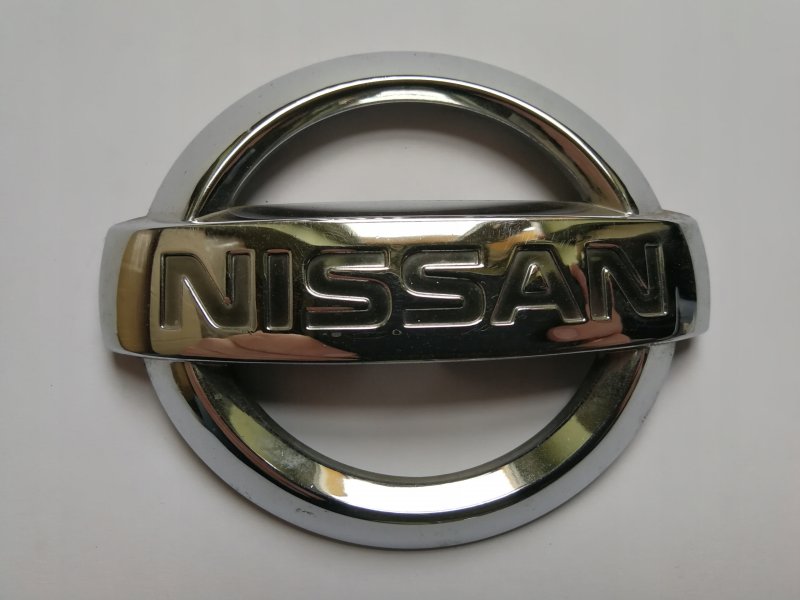 Эмблема багажника Nissan primera p12