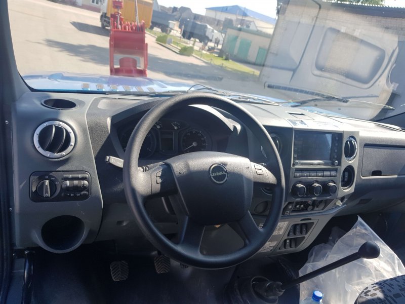 Автомобиль техпомощь Урал Некст