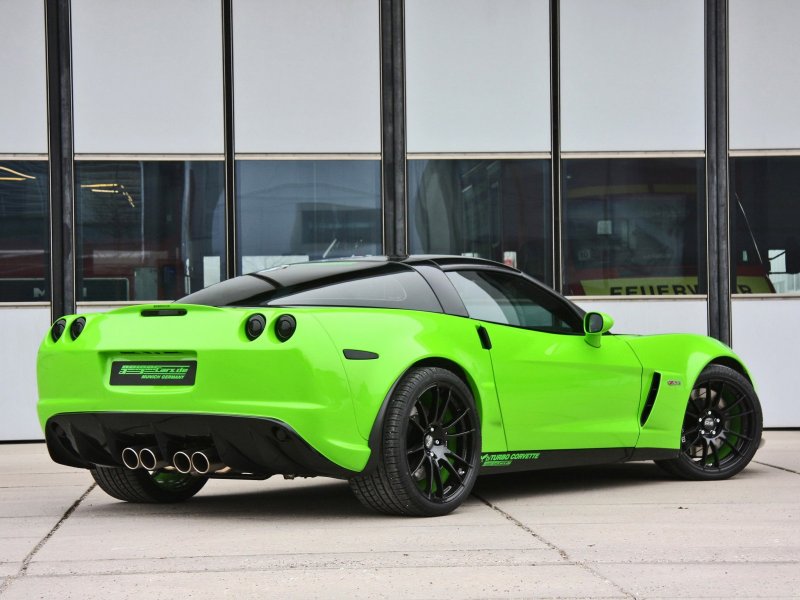 Chevrolet Corvette z06 зеленый