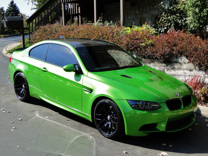 BMW e92 зеленая
