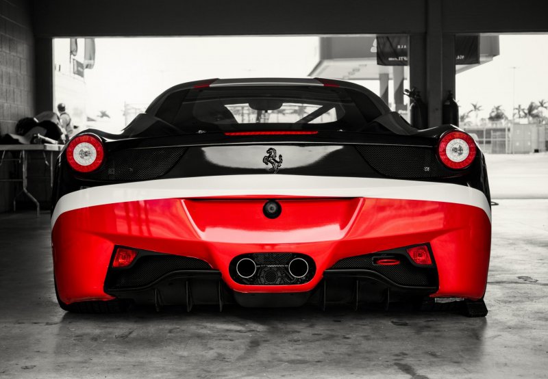 Ferrari Ferrari Black