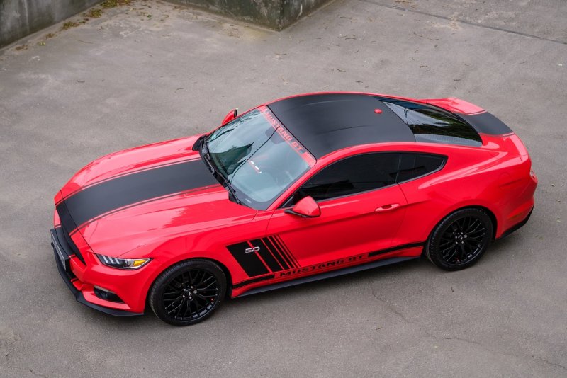 Форд Мустанг gt красная 50