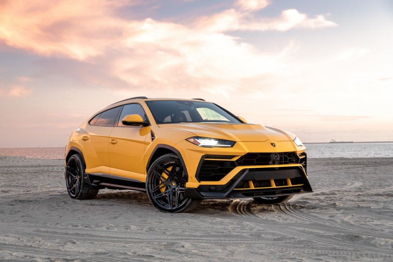 Lamborghini кроссовер Urus