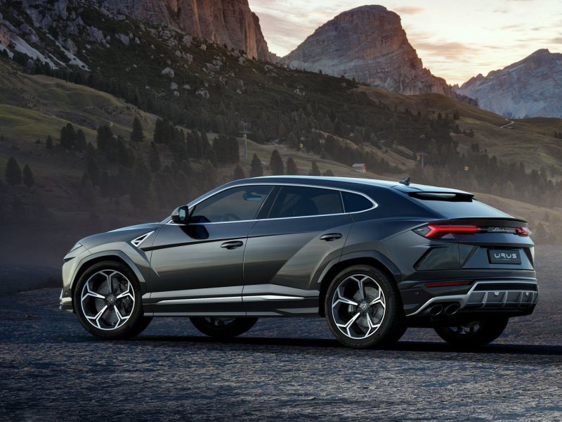 Ламборджини кроссовер Urus