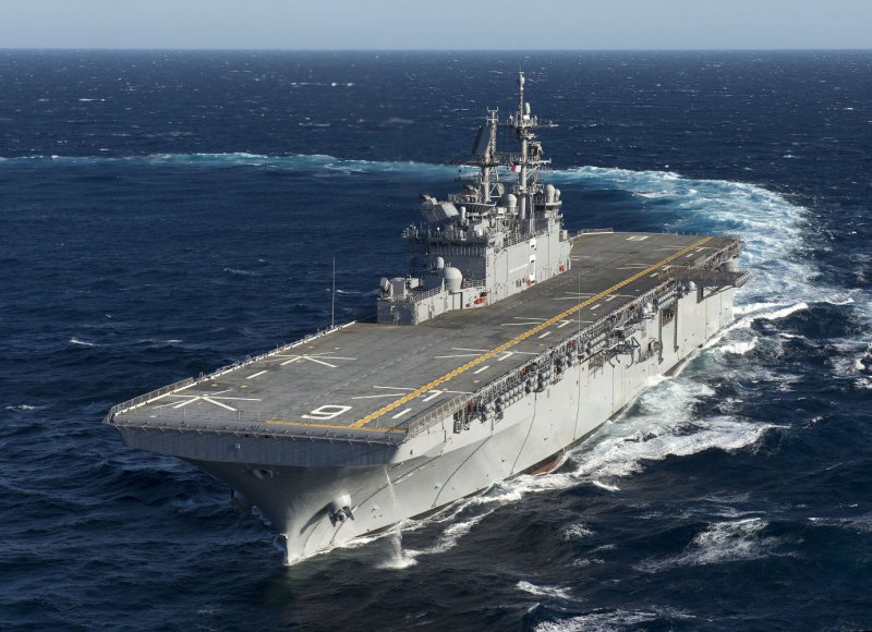УДК USS America (LHA 6)