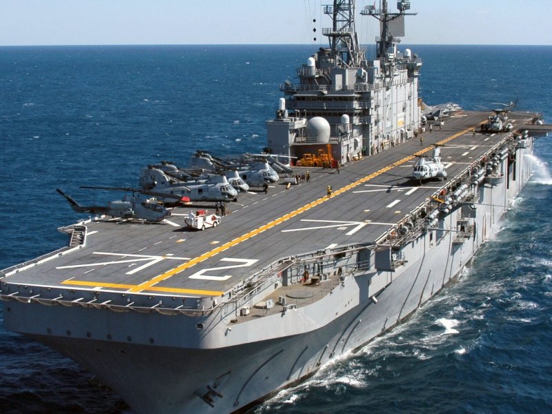 Mistral вертолетоносец