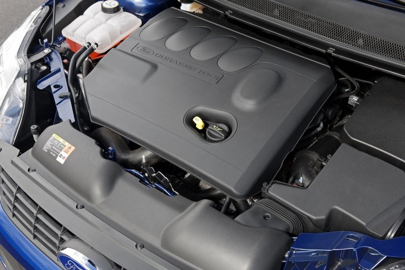 Ford Focus, 2016 под капотом